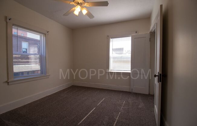 2 beds, 1 bath, 800 sqft, $925, Unit 911/04