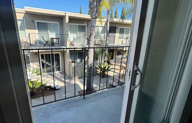 1 bed, 1 bath, 700 sqft, $2,340, Unit 12