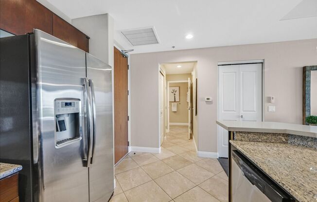 1 bed, 1 bath, $2,499
