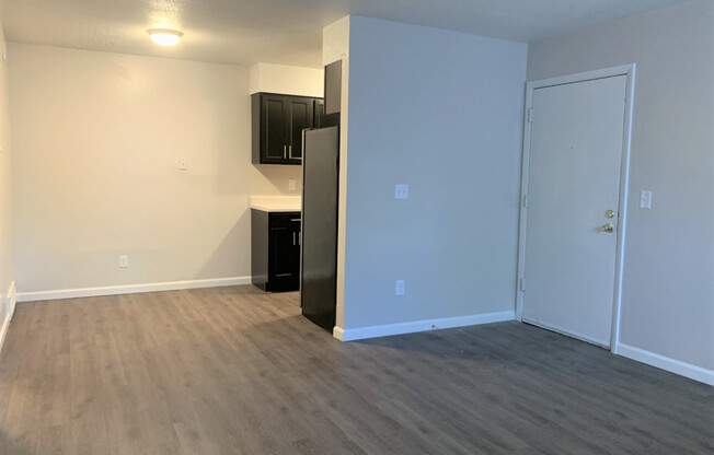 1 bed, 1 bath, 650 sqft, $940, Unit N-1019