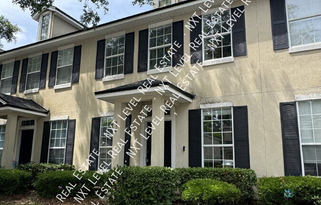 454 SHERWOOD OAKS DR