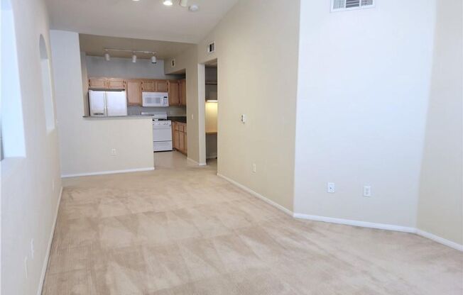 1 bed, 1 bath, $1,400, Unit Building 28