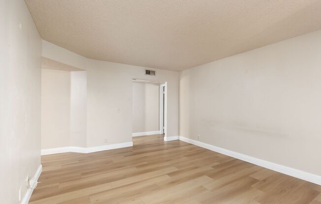 2 beds, 2 baths, $1,495, Unit # 2050