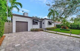 2415 SW 21 TER
