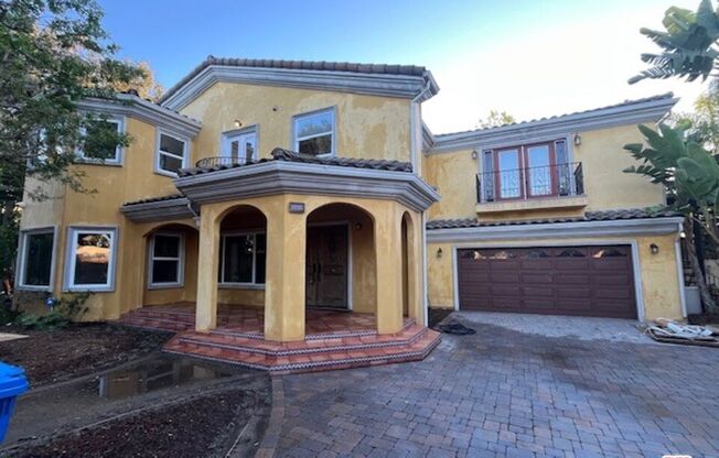 8302 S SEPULVEDA BLVD