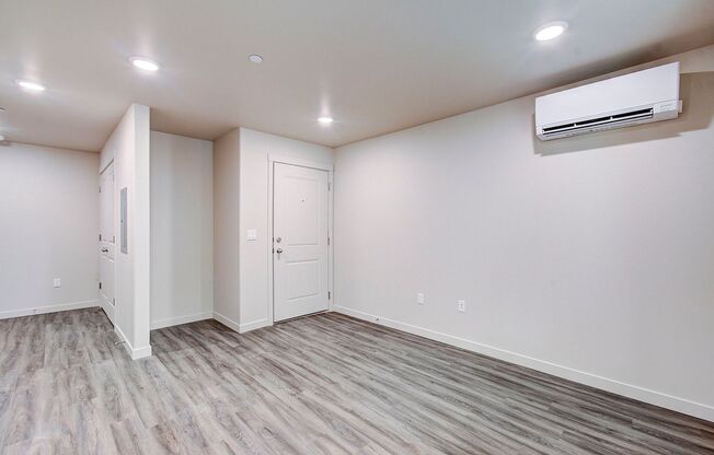 1 bed, 1 bath, $1,395, Unit 107