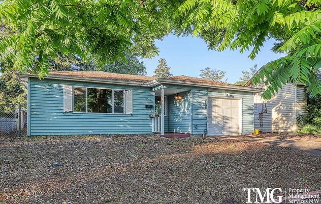 Cozy 3 bedroom 2 bath home in NE Portland