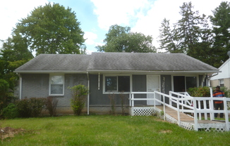 Section 8 Approved - Ranch Style - Close to Dearborn Heights