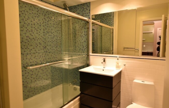 1 bed, 1 bath, 941 sqft, $3,150, Unit 5A