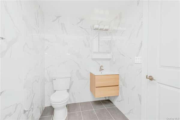 1 bed, 1 bath, 943 sqft, $2,933, Unit 5B