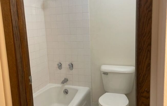 Studio, 1 bath, $719, Unit 2129 102