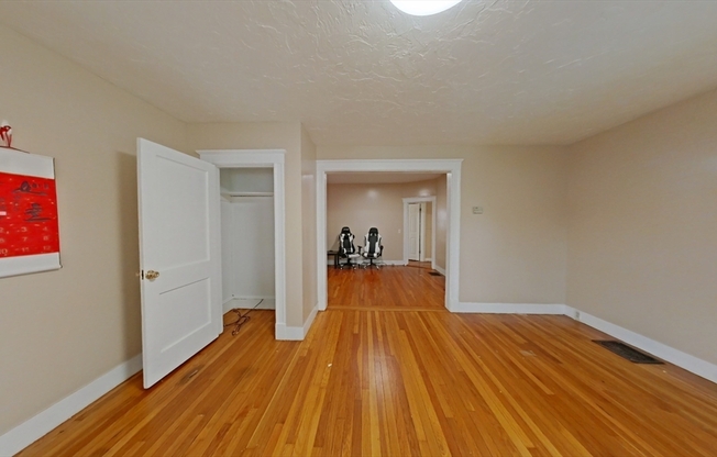 74 HOLBROOK RD