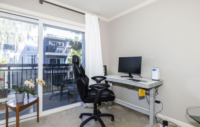 Conveniently Located, Furnished 1 Bed, 1 Bath Condo w/ Updated Kitchen & Bathroom