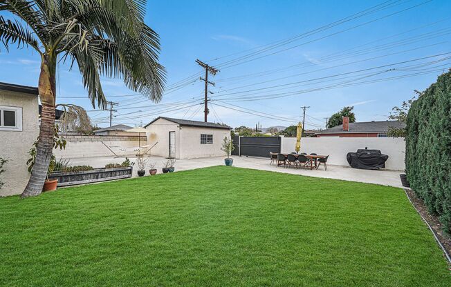 A beautiful  home in North Hollywood is now Available!