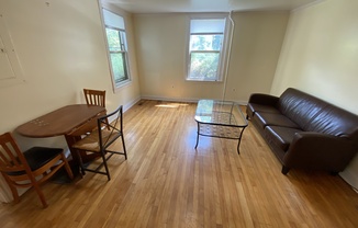 521 N Division St Apt 3