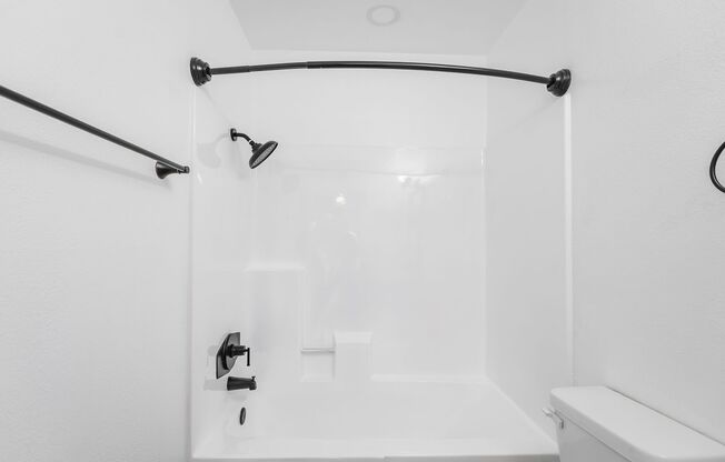 2 beds, 2 baths, 1,250 sqft, $2,598, Unit 18