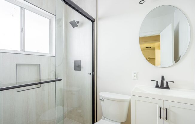 2 beds, 1 bath, 650 sqft, $2,399, Unit 112