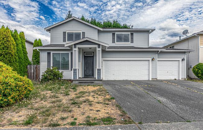 Beautiful home near Clark Lake Park!