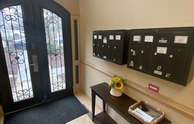 1 bed, 1 bath, 616 sqft, $1,499, Unit 1