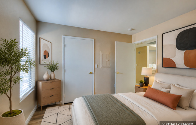 2 beds, 2 baths, $1,395, Unit UNIT 1016