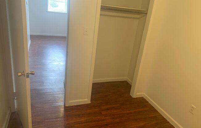 Available Now! West York SD 2 Bedroom Apartment-Parking, Coin Laundry