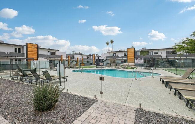 2 beds, 2 baths, 890 sqft, $1,549, Unit 229