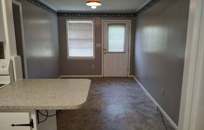 3 beds, 2 baths, $1,900