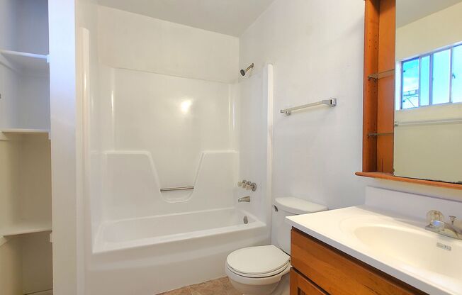 1 bed, 1 bath, 500 sqft, $715, Unit Unit 32