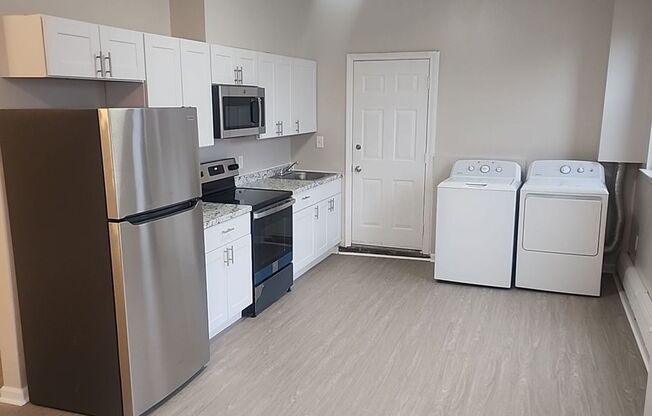 Cozy 3 bedroom | 1 bath Apartment