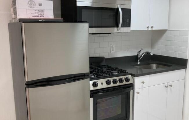 424 East 14th St.