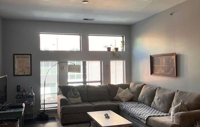 2 beds, 2 baths, $1,975, Unit # 238