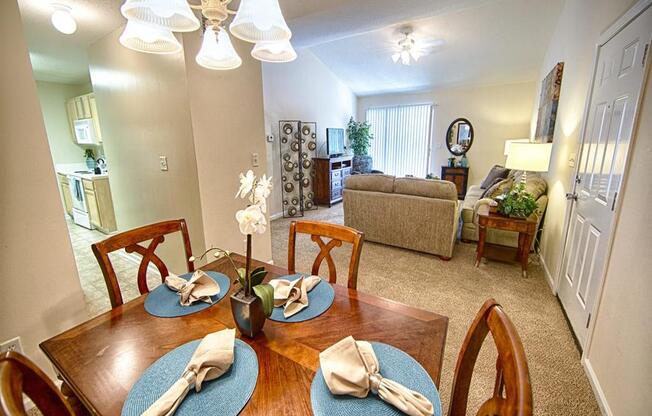 Mountain View Apartment Homes, Tuscaloosa, AL, Dining Room