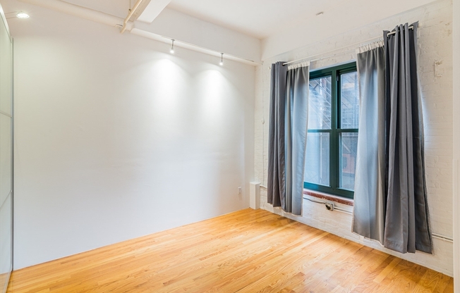 42 CHAUNCY ST