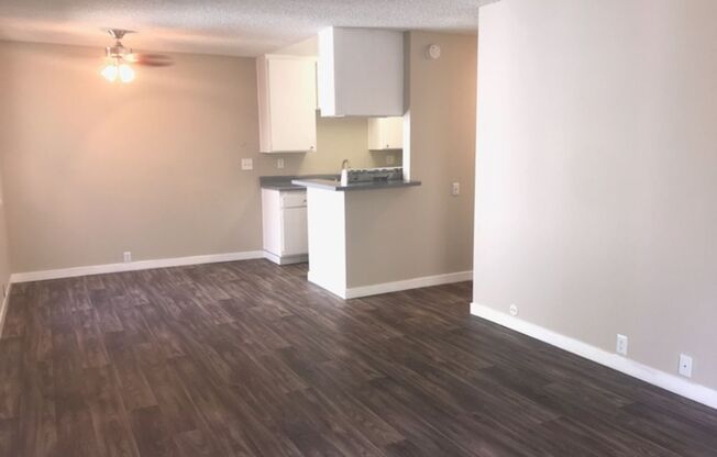 2 beds, 1 bath, 772 sqft, $2,450, Unit 37