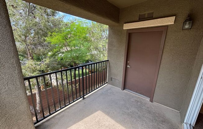 3 beds, 2 baths, $1,850, Unit UNIT 2022