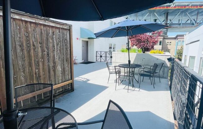 Studio, 1 bath, 483 sqft, $1,450, Unit 308