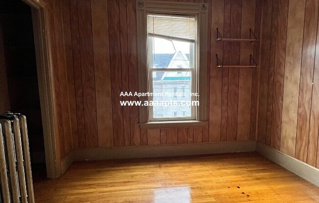 42 MANSFIELD ST