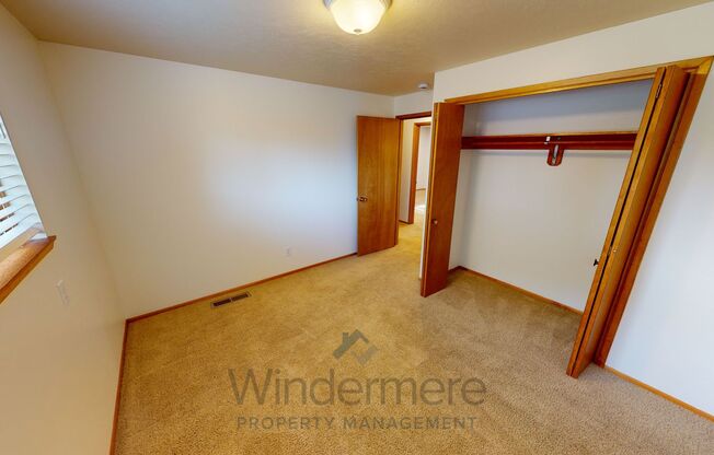 3 beds, 2 baths, $2,195