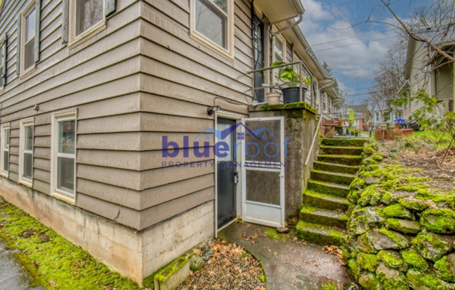 3242 3248 SE ALDER CT