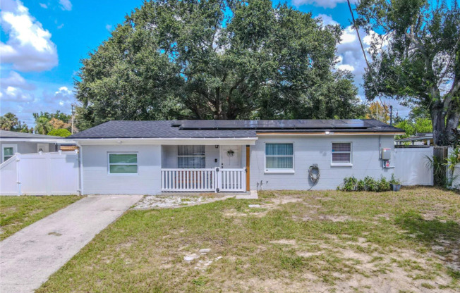 4210 E SANDALWOOD CIR S