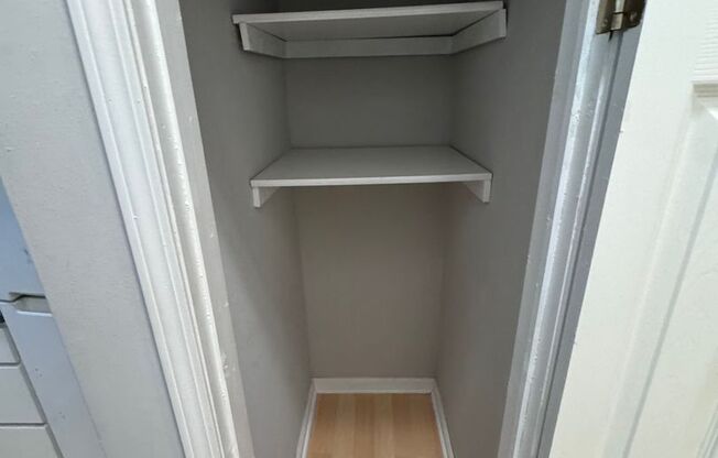 1 bed, 1 bath, $925, Unit 1726-01