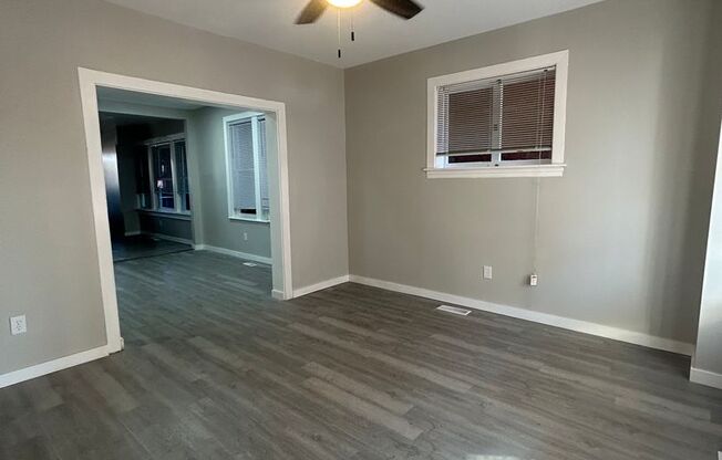 Beautiful 3 Bedroom Home in Harrisburg!