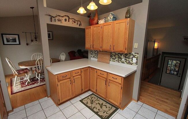 1166 WESTBURY KNL