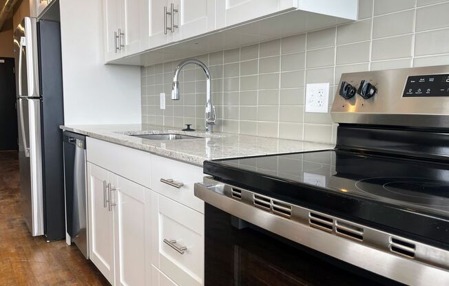 1 bed, 1 bath, 789 sqft, $2,175, Unit UNIT 515