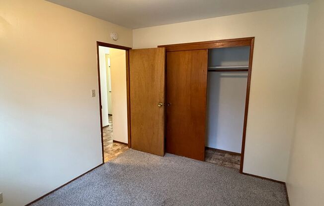 2 beds, 1 bath, 800 sqft, $2,150, Unit 10