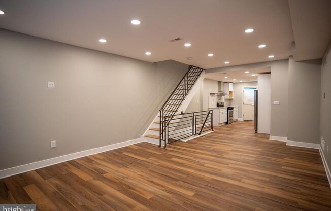 Large 3 bedroom with powder room on 1st fl