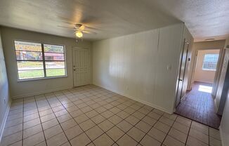 3 beds, 1 bath, $1,000