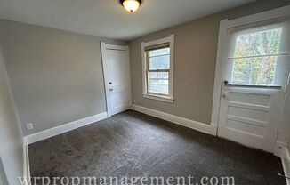 3 beds, 1.5 baths, $1,295, Unit SFH