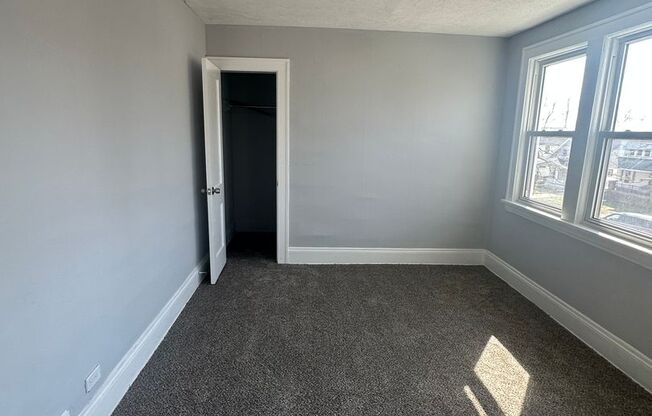 3bd Single Garfield Section 8
