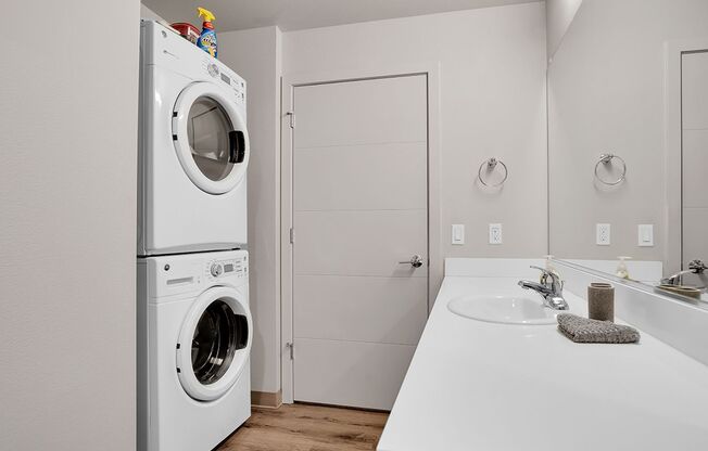Studio, 1 bath, 517 sqft, $1,599, Unit 233-203
